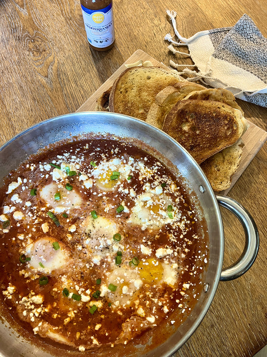 healthy shakshuka recipe made with Mesa de Vida cooking sauce